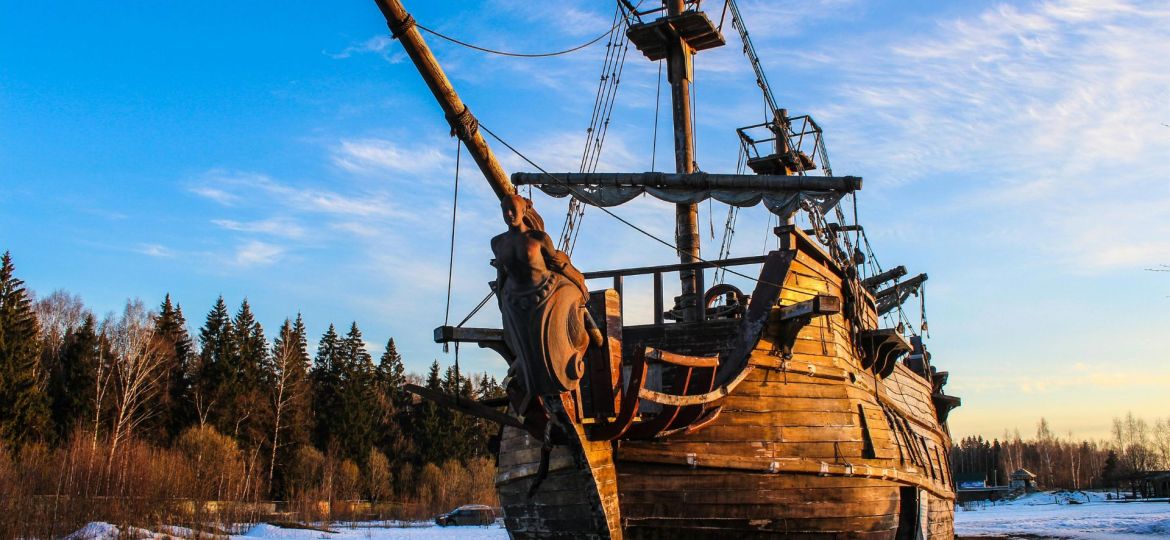 Filming location in Dominica with river and jungle scenery